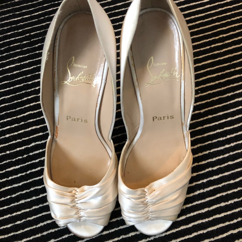 Heels - Picture 2 of 2